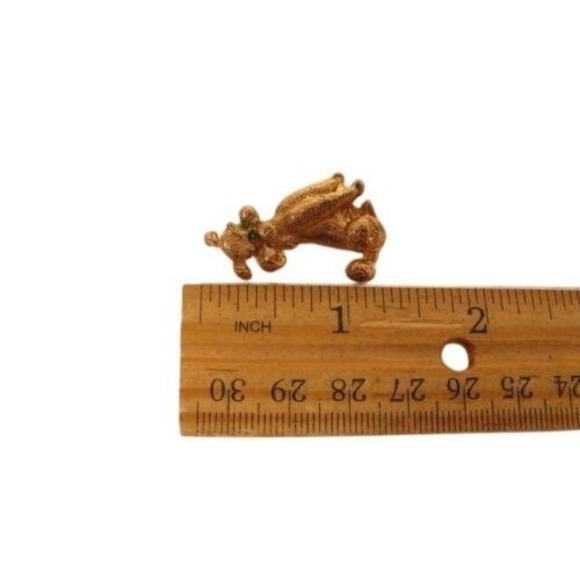 Vintage Green Rhinestone Eyes Gold Plated Poodle Dog Puppy Brooch Pin - Picture 3 of 3